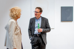 Vernissage "Where do you want to go today" in der Galerie POSTart