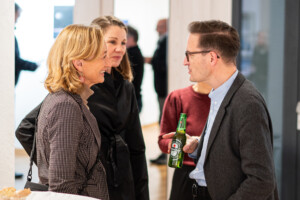 Vernissage "Where do you want to go today" in der Galerie POSTart